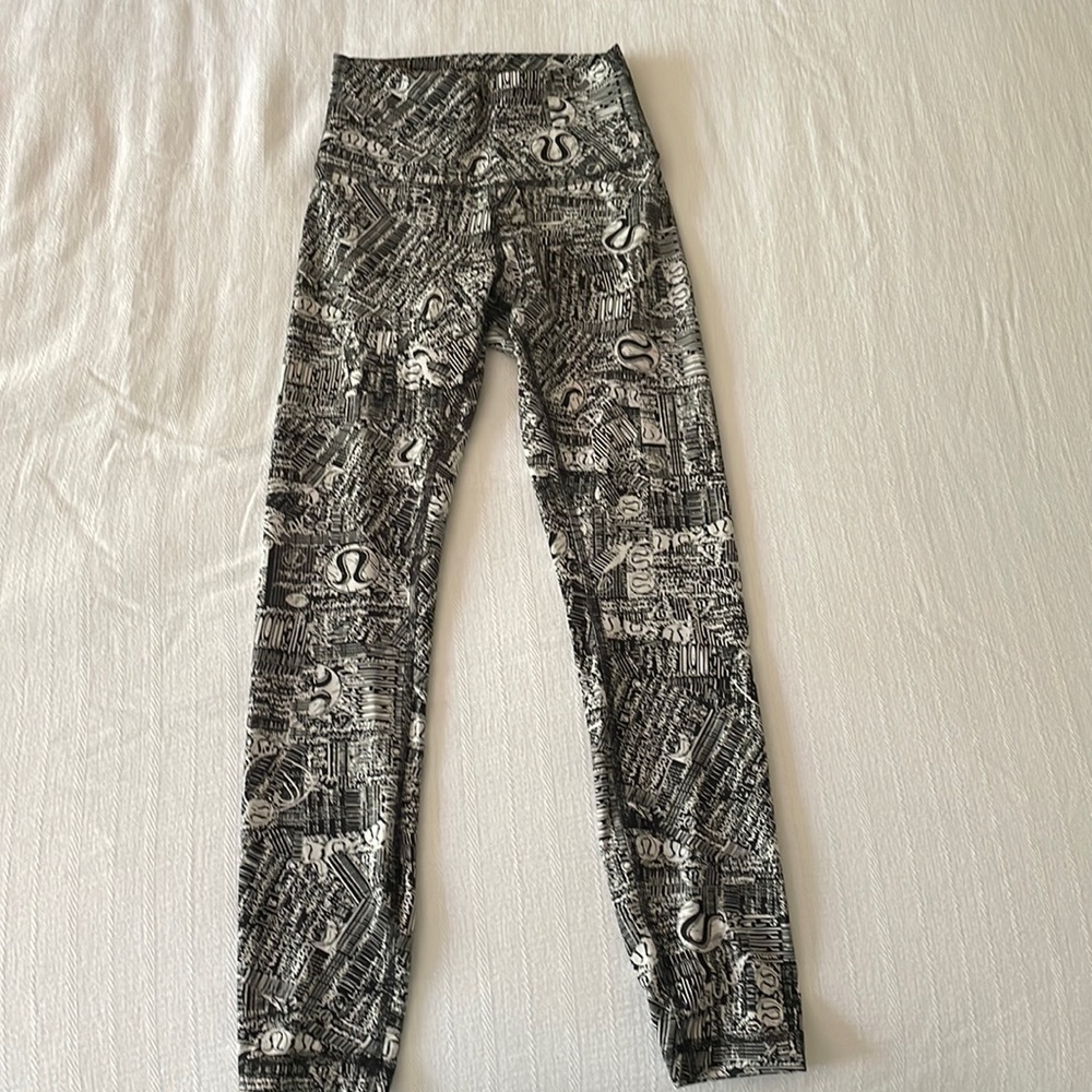 lululemon leggings, worn twice, size 2